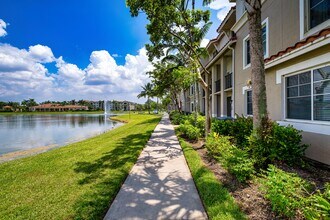 Bell Miramar Place in Miramar, FL - Building Photo - Building Photo