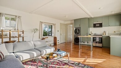 3907 Berenice Pl in Los Angeles, CA - Building Photo - Building Photo