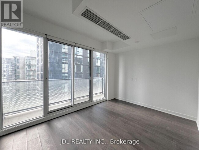 115-3115 Blue Jays Way in Toronto, ON - Building Photo - Building Photo