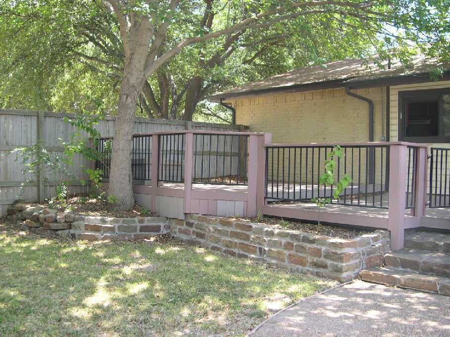1001 Whitehall Dr in Plano, TX - Building Photo