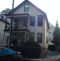 266 Valley St, Unit First Floor in South Orange, NJ - Building Photo