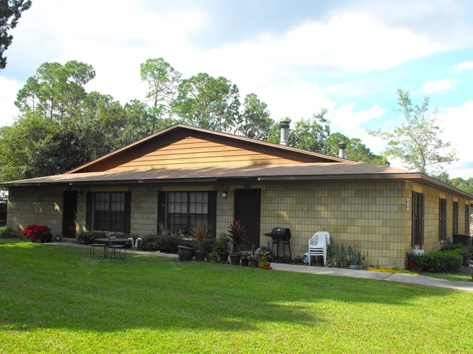 Pine Ridge Apartments in Gainesville, FL - Foto de edificio