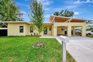 2144 Webber St in Sarasota, FL - Building Photo