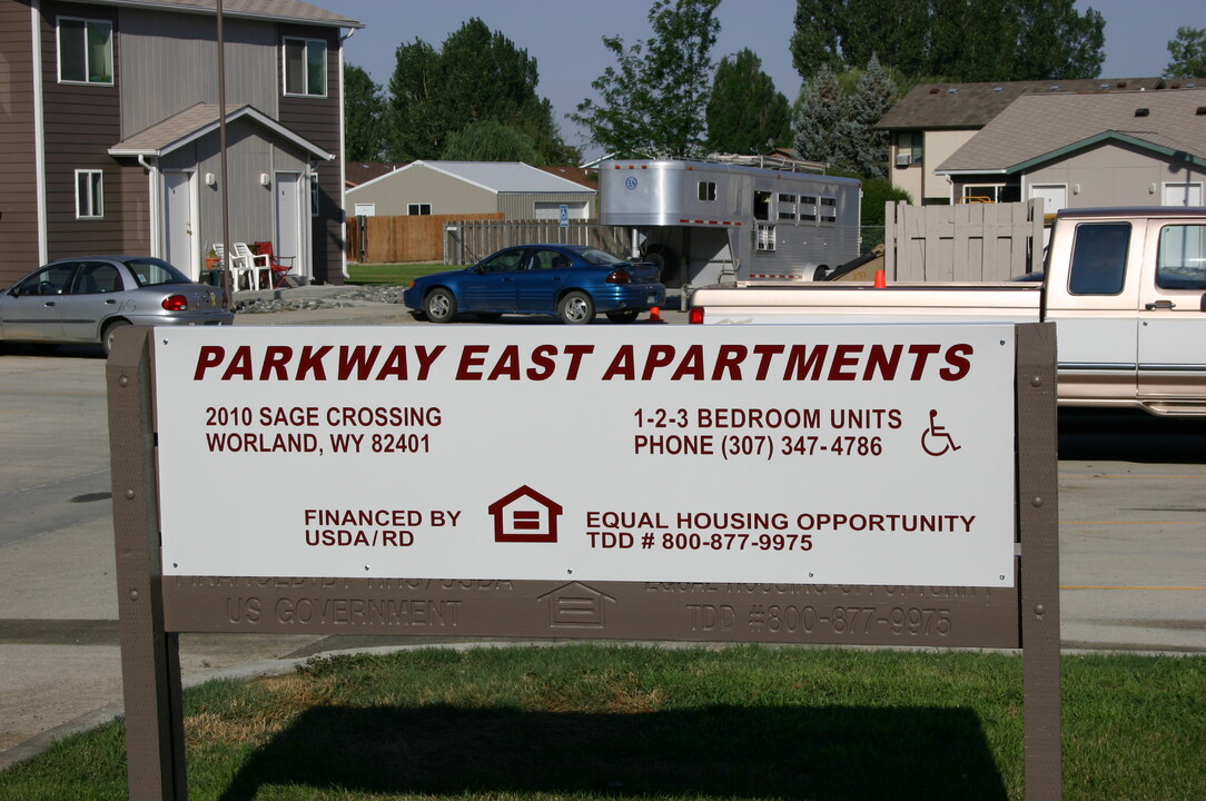 Parkway East Apartments in Worland, WY - Foto de edificio