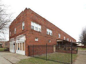 1262-1274 S High St in Columbus, OH - Foto de edificio - Building Photo