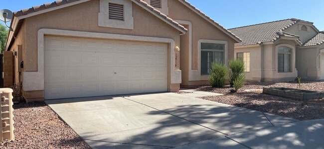 12710 W Ash St in El Mirage, AZ - Building Photo - Building Photo