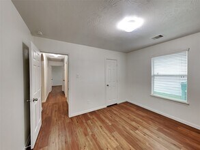 15726 Regal Trace Ln in Houston, TX - Building Photo - Building Photo