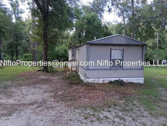 property at 5592 Aenon Ln