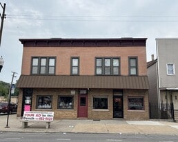 10401 S Ewing Ave in Chicago, IL - Building Photo