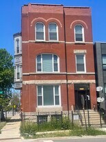 2756 W Monroe St, Unit 1F in Chicago, IL - Building Photo