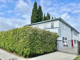 2054 Chariton St, Unit 3 in Los Angeles, CA - Building Photo