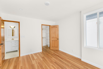 1745 Selby Ave in Los Angeles, CA - Building Photo - Building Photo