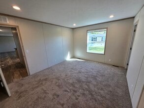 28517 S Maple in Romulus, MI - Building Photo - Building Photo