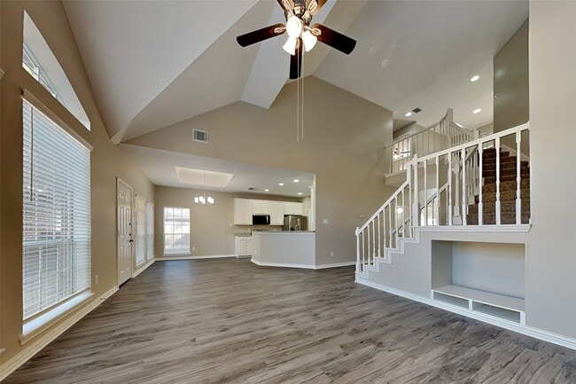 30215 Stoney Plain Dr in Spring, TX - Foto de edificio - Building Photo