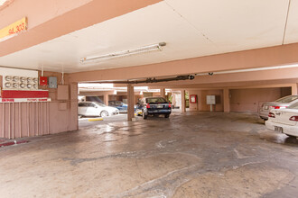 94-303 Pupuole St in Waipahu, HI - Building Photo - Building Photo