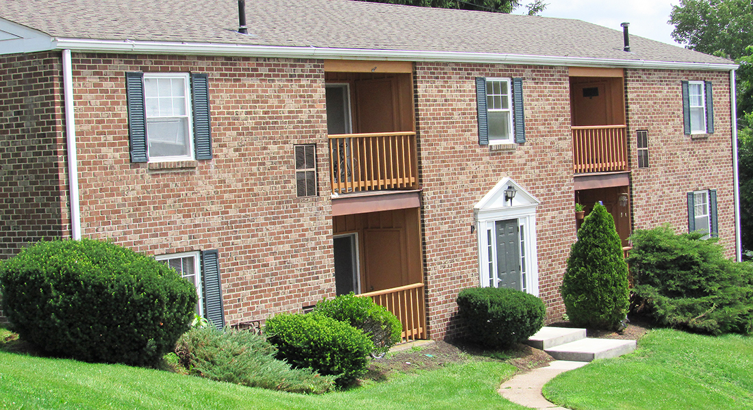 Spring Street Gardens in Middletown, PA - Foto de edificio