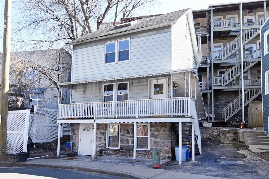 44 Ridge St in Hastings On Hudson, NY - Building Photo