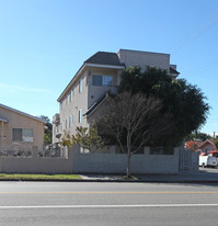 5900 York Blvd Apartments