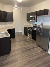 609 W Ava Dr in Mustang, OK - Building Photo - Building Photo