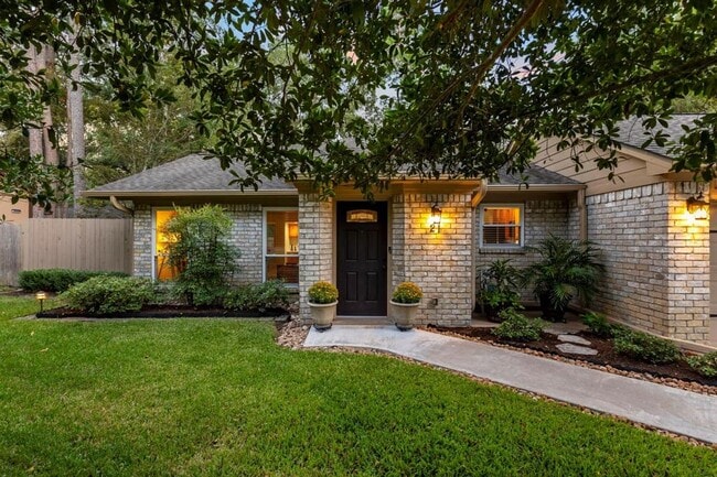 21 Riverbank Dr in Spring, TX - Building Photo - Building Photo