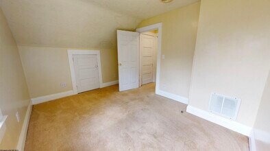 1605 Speedway Ave in Fairmont, WV - Building Photo - Building Photo