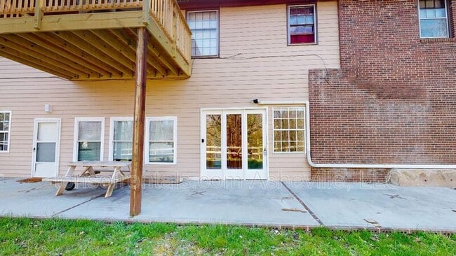 50 Ledbetter Rd in Arden, NC - Building Photo - Building Photo