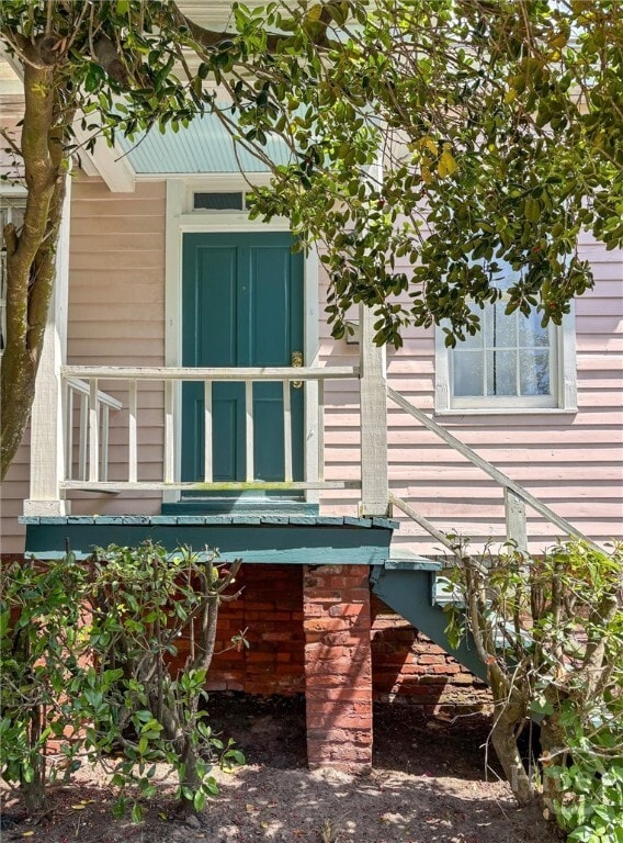 property at 526 E Charlton St