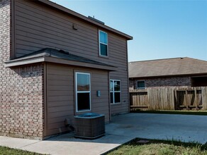 2409 Nautica Terrace in La Marque, TX - Building Photo - Building Photo