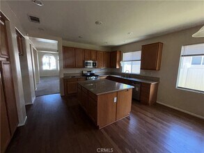 31083 Manford Dr in Winchester, CA - Building Photo - Building Photo