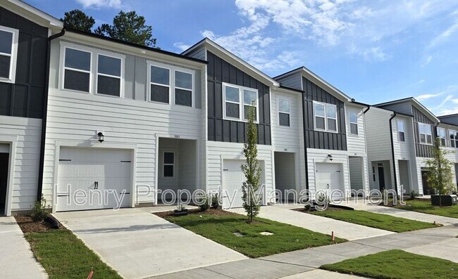 3103 Vitner Dr in Durham, NC - Building Photo - Building Photo