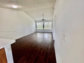 6292 La Costa Dr in Boca Raton, FL - Building Photo - Building Photo