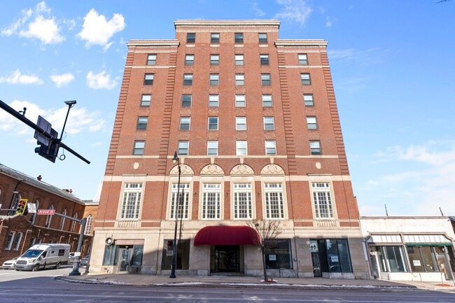 Altamont Apartments in Hazleton, PA - Building Photo - Building Photo
