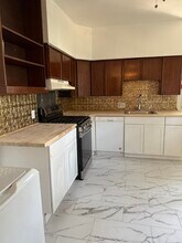934 Lowerline St, Unit 7400 Freret in New Orleans, LA - Foto de edificio - Building Photo