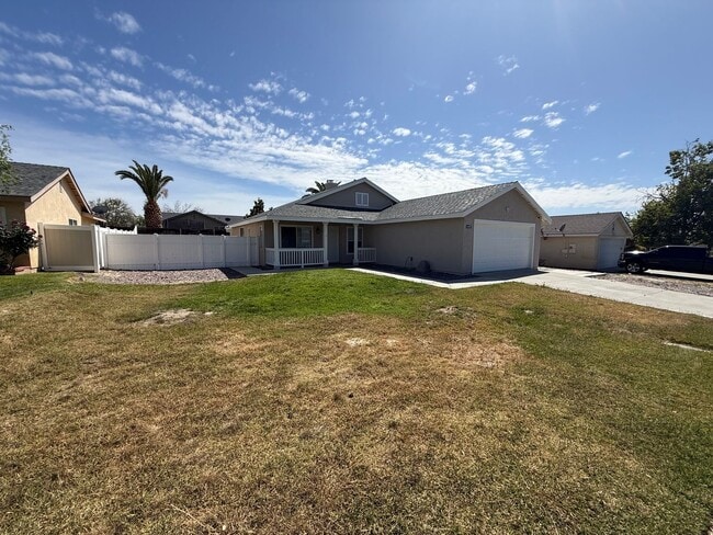 42957 Masonic Dr in Hemet, CA - Building Photo - Building Photo