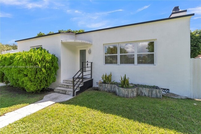 774-774 NW 49th St in Miami, FL - Building Photo - Building Photo