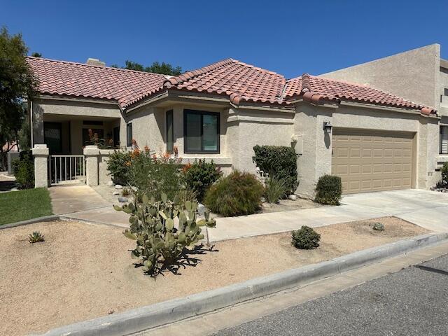 41694 Preston Trail in Palm Desert, CA - Building Photo