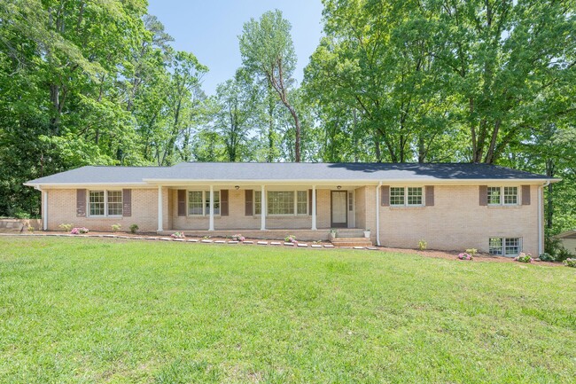 property at 113 S Folkshire Ct