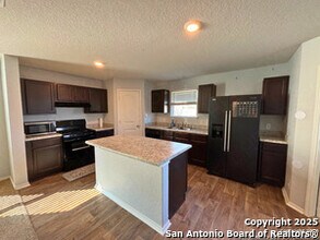 5907 Kendall Cv in San Antonio, TX - Building Photo - Building Photo