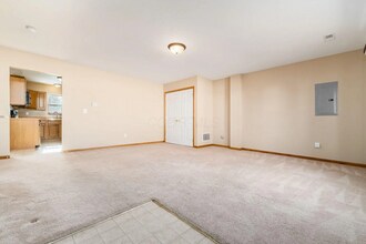 392 Race St, Unit 392 Race St in Pataskala, OH - Building Photo - Building Photo