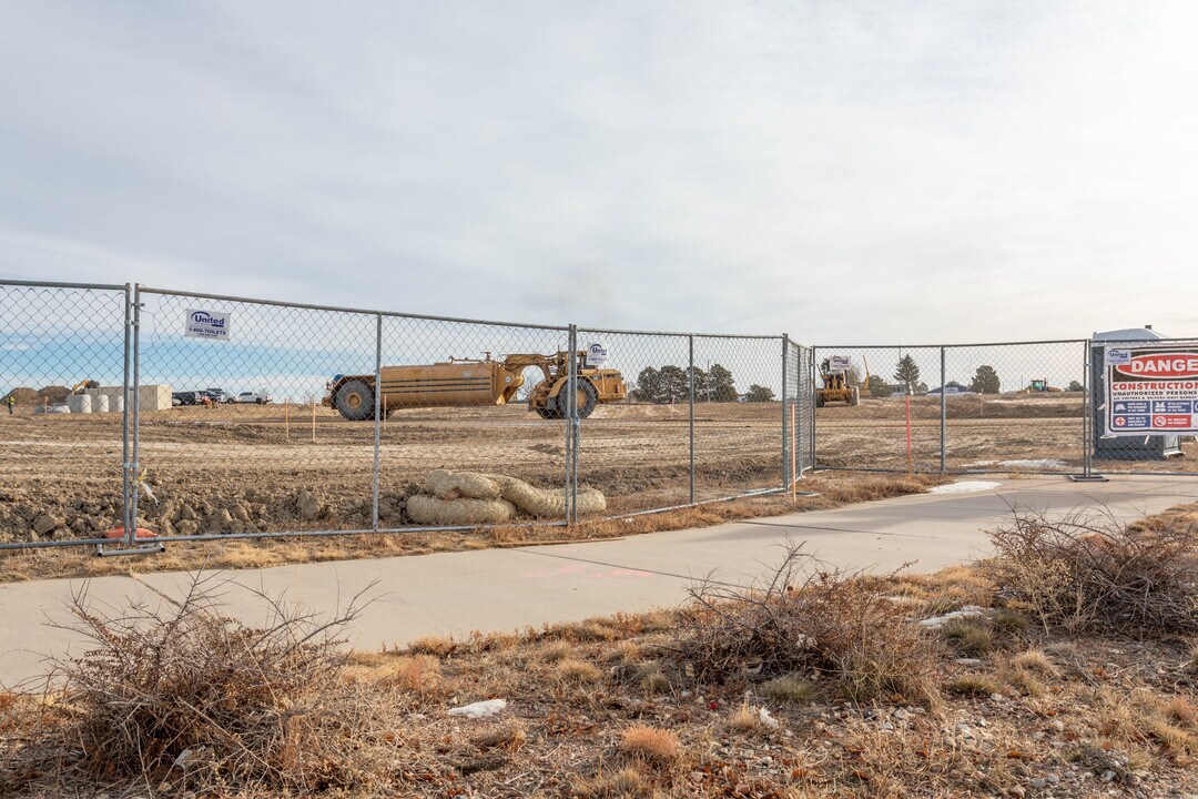 Apex in Colorado Springs, CO - Building Photo