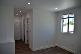 13538 Remington St in Los Angeles, CA - Building Photo - Building Photo