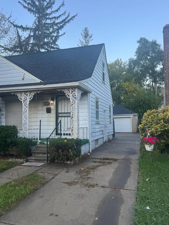 20477 Manor in Detroit, MI - Building Photo - Building Photo