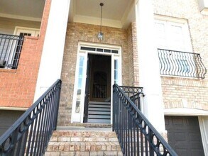 3002 Montclair Cir SE in Smyrna, GA - Building Photo - Building Photo