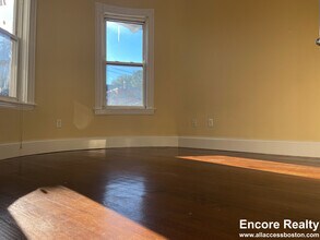 19 Parker Hill Ave, Unit #3 in Boston, MA - Building Photo - Building Photo