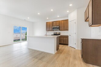 15230 S Hepworth Ct in Plainfield, IL - Building Photo - Building Photo