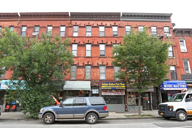 411 7th Ave in Brooklyn, NY - Building Photo - Building Photo