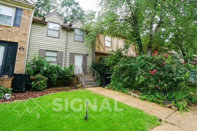 302 Old Rocky Ridge Ln in Vestavia Hills, AL - Building Photo - Building Photo