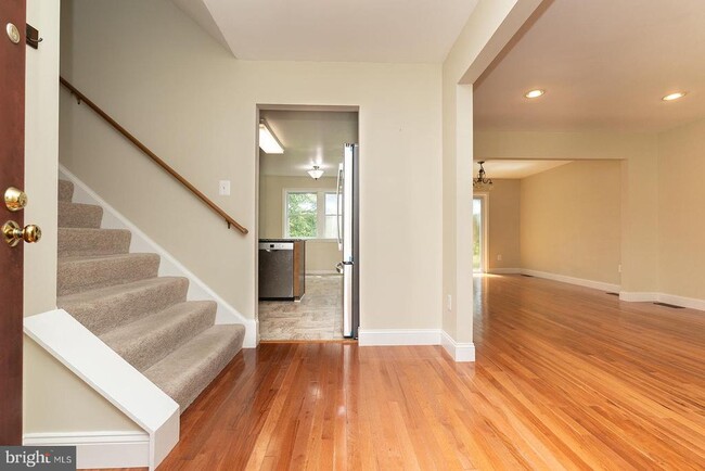 15107 General Stevens Ct in Chantilly, VA - Building Photo - Building Photo