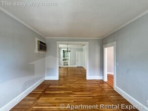 136 Sharon St in Medford, MA - Building Photo - Building Photo