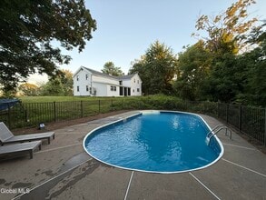 2147 Rowley Rd in Ballston Spa, NY - Building Photo - Building Photo